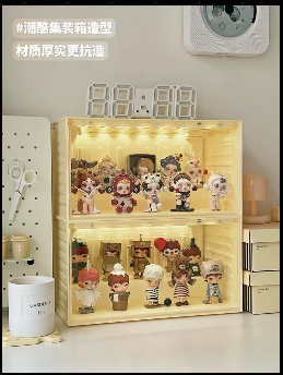 #101 Light box (used to labubu decoration) & showcase